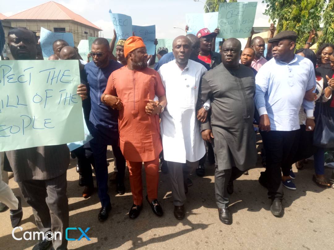 AkwuOrlu's tweet photo. @HonDeegbara @SenMagnusAbe @ProfOsinbajo @ChibuikeAmaechi @ynabena @AsiwajuTinubu @oluremitinubu @GarShehu @GovernorRochas @akandeoj @aishambuhari we need justice in the rivers state APC Ojukaye led excos is not recognized by law , the APC NEC/ NWC should declare Magnus  Abe as the candidate of rivers state APC, if we most win election in the state . https://t.co/oNEkFPw1Hq
