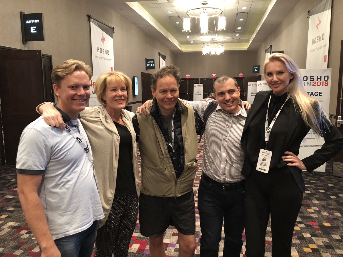 stacyherbert's tweet photo. Heading home FYI fun #HoshoCon. Good to see @aantonop speak and to hangout with ‘the Mayer of Bitcoin,’ @TraceMayer https://t.co/OxB4Pr383t