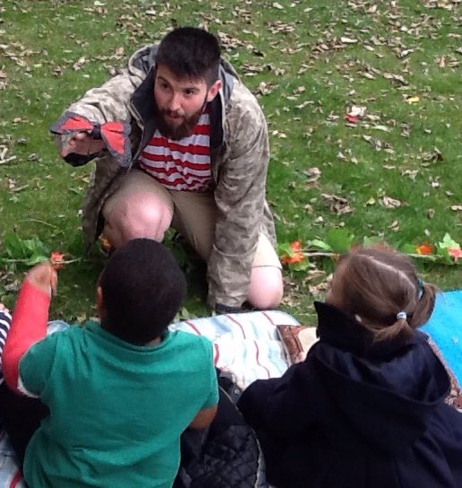 brewster_avenue's tweet image. Thanks to @PaddleBoatTCo and @Platform8PBO who turned our field into a theatre this morning and staged #Rustle. We loved it!