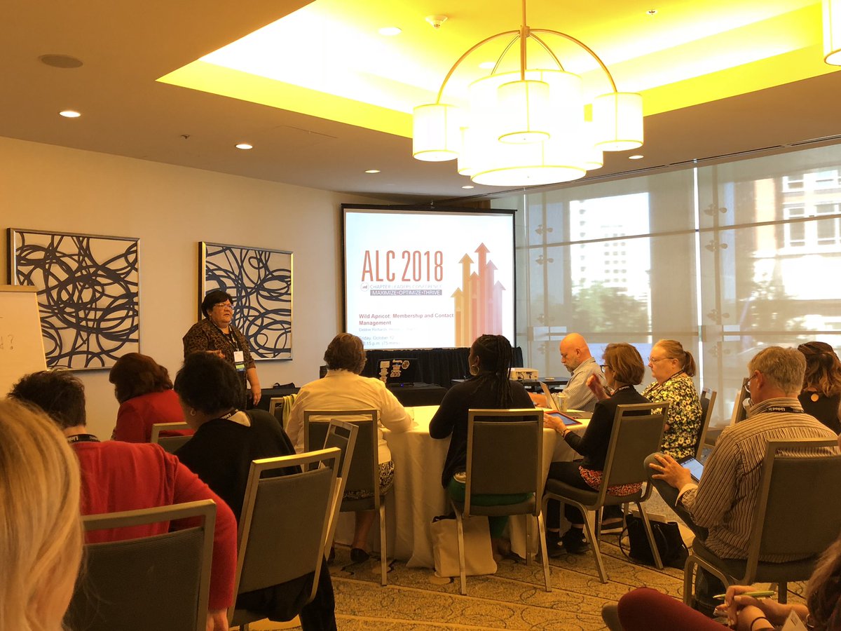 Ginger_Nichols1's tweet photo. Learning about Wild Apricot with @cre8iveii at #atdalc #atdrmc https://t.co/OQ5NQxVI6W