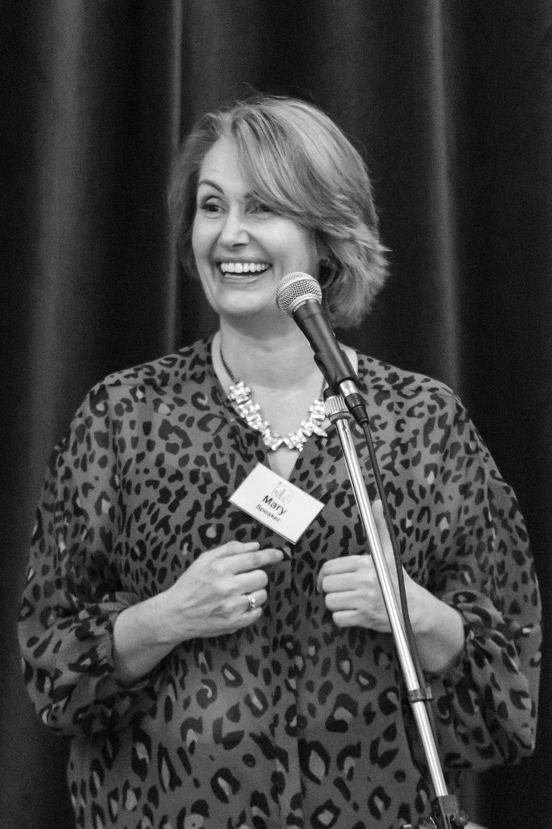 electricpeachUK's tweet photo. Here's our write up of the fantastic @wildfirewomenUK conference last weekend: https://t.co/6NdUhnsFJl

Thank you @TheaAndersonUK for bringing together such a phenomenal group of women to share their stories, what a way to spend a Saturday! 🙌 

#womensupportingwomen https://t.co/49iejdo2CA