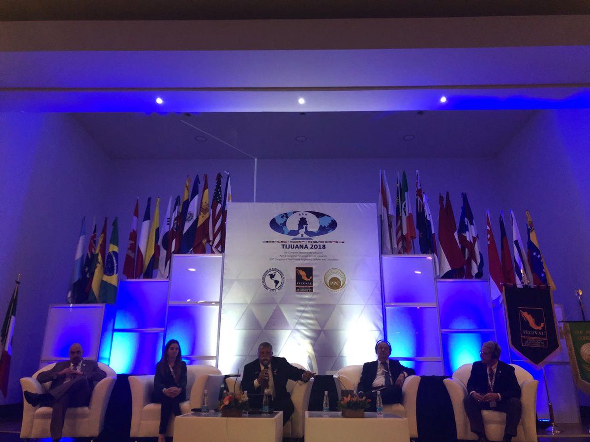 FECOVAL_AC's tweet photo. Panel de expertos “Retos de la Valuación ante la Globalización de los Mercados”, con el Dr. Antonio Hánnah Grayeb, Marcia Martini Ferrari, Dr. Lim Lan Yuan, Dr. Leandro Escobar Torres. El diálogo fue moderado por el Ing. César S. Cantú Martínez. #comuvati2018 https://t.co/16Iifr1jo7