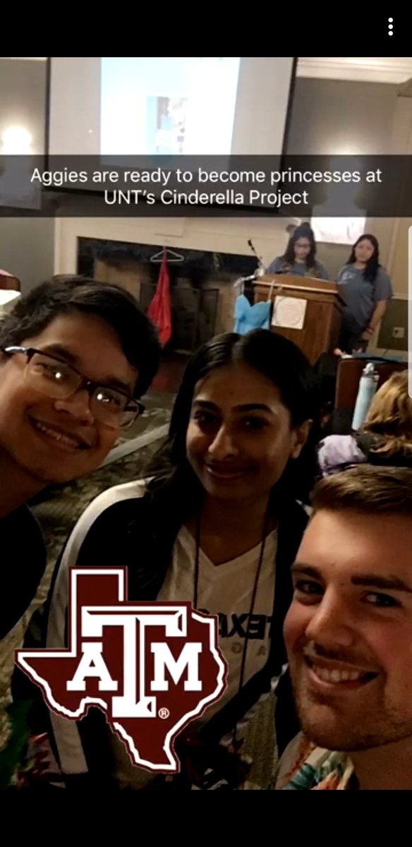 tamu_rha's tweet photo. Unleashing our inner Disney princess! #SWACURH @sw_conf https://t.co/fDnNaKHhiY