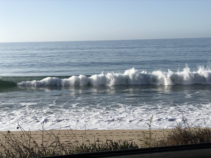 Break like a wave https://t.co/0EfE4sVESw<a href="/tag/newprofilepic"class="tags"><span>#newprofilepic</span></a>