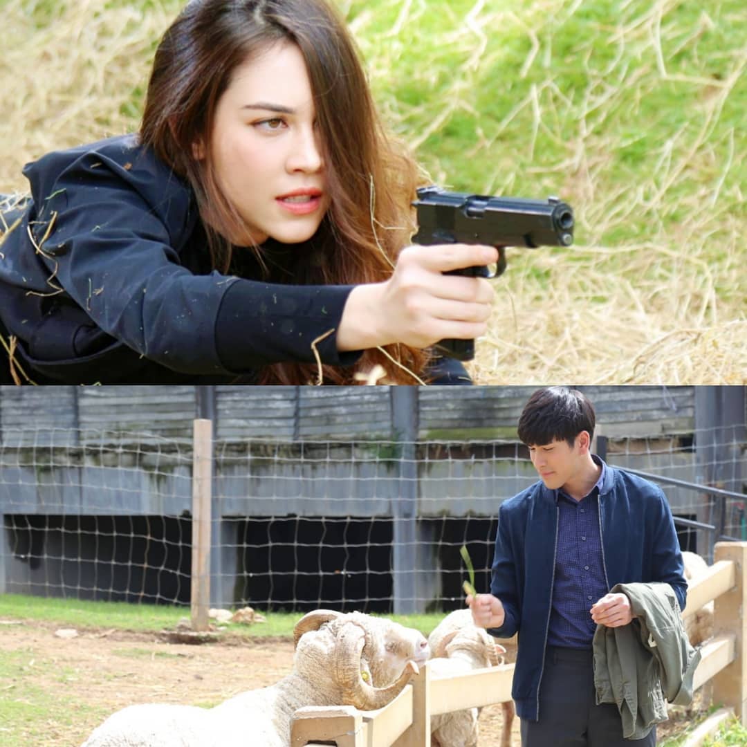 hahmrooo's tweet photo. Seriously, Matt should do an action lakorn. She looks so good in these kind of scenes! 😍 @mattperanee #ลิขิตรักข้ามดวงดาว #MyLoveFromAnotherStar https://t.co/PbZiZNGozd