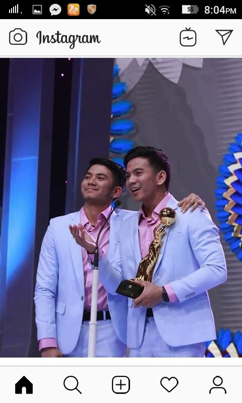 KittyUlfah's tweet photo. Bangga ma kalian#IDA2018RizkiRidho https://t.co/kp9rSqPehZ