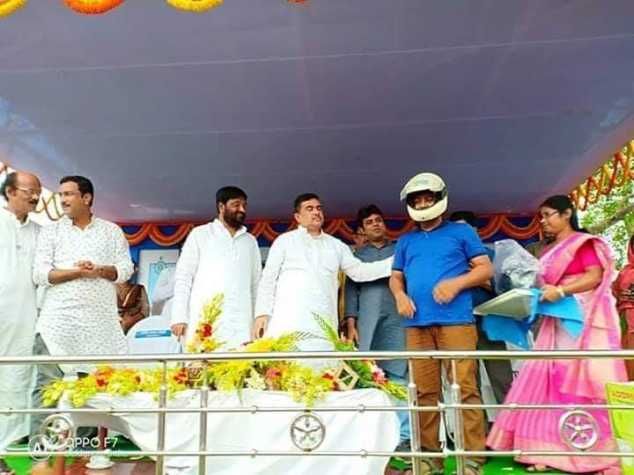 PurbaCongress's tweet photo. উত্তরবঙ্গ রাষ্ট্রীয় পরিবহন সংস্থার উদ্যোগে বেলডাঙা থেকে পুরুলিয়া ও বেলডাঙা থেকে দিঘা নতুন বাস পরিষেবার শুভ উদ্বোধন এবং পথ নিরাপত্তার লক্ষ্যে SAFEDRIVE , SAVE LIFE কর্মসূচিতে মাননীয় পরিবহন ও পরিবেশ মন্ত্রী শ্রী শুভেন্দু অধিকারী মহাশয় ......12/10/2018 https://t.co/TkUZZeMBzh