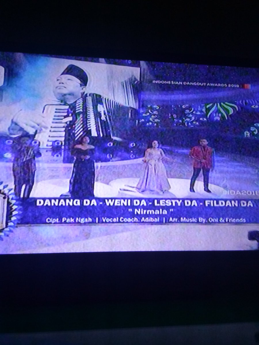 Lagunya bikin nangis nyentuh banget #IDA2018Lesti