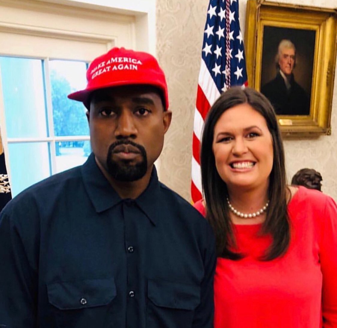 davidwalliams's tweet photo. Super to see Kanye and his charming wife ⁦@KimKardashian⁩ at the White House. https://t.co/B4ORiX9Yqz