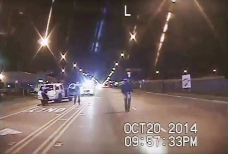 PoliceForReform's tweet image. What does the guilty verdict for #LaquanMcDonald&apos;s killer mean for #policing? Our latest at the #JustSolutions blog. tinyurl.com/y86twmxqur