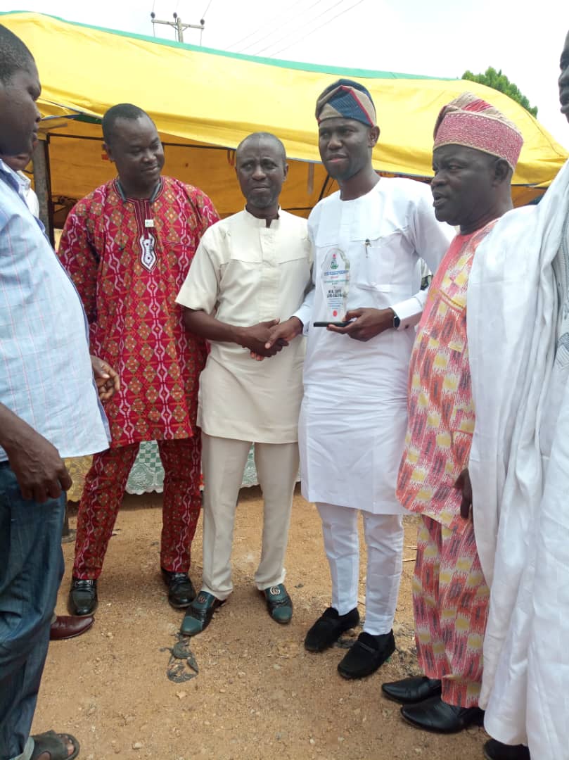 OlayemiHamzat's tweet photo. Congratulations @dapolam 

 #OmoOloore2019 
#IbadanNorthEast/SouthEast
#FederalConstituency
#DapadaS'Abuja https://t.co/PRLEmkmHB5