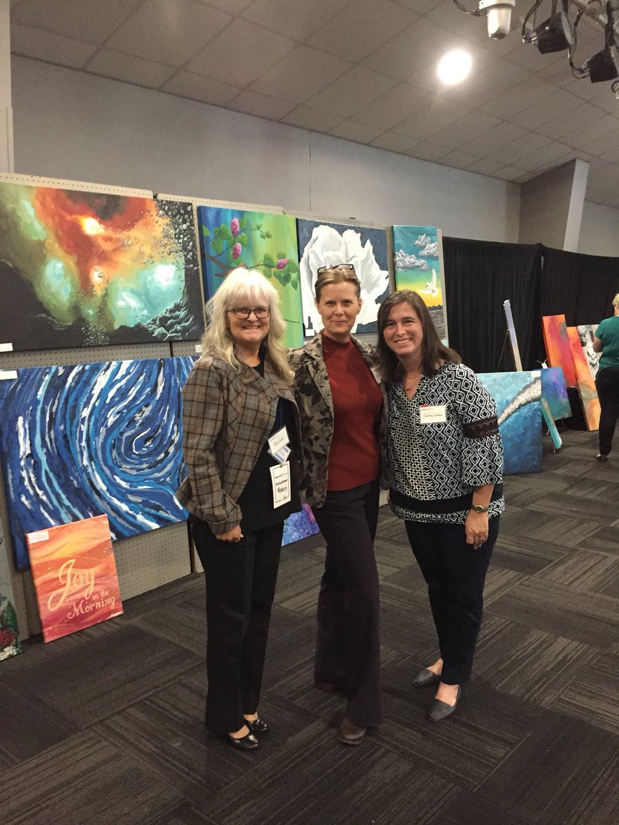 VRobinCarlile's tweet photo. Local artists! Come visit the gallery and tweet your favorite #headlinechanger https://t.co/6NvuMRdKId