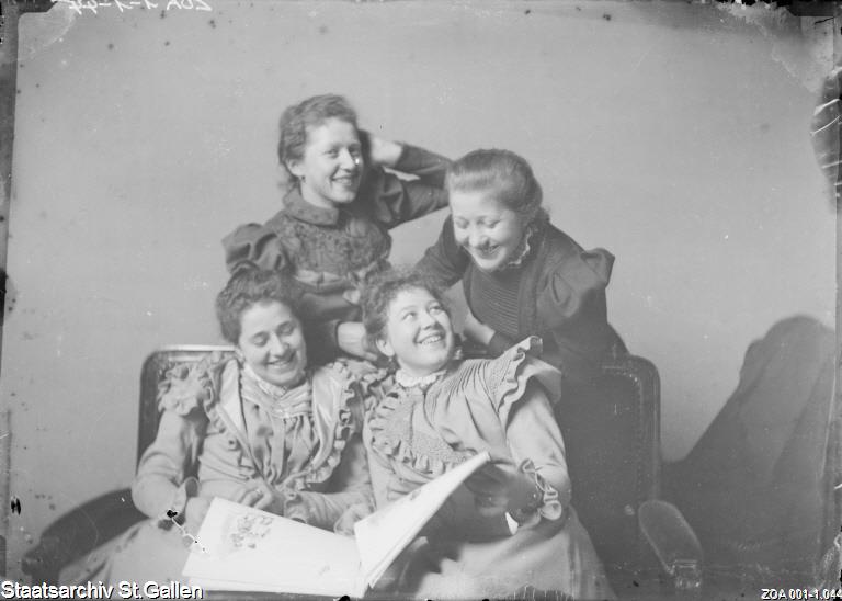 th_schmid's tweet photo. sunday morning at the #archives vs #fridaynightatthearchives
https://t.co/aL9JDA5qu4
https://t.co/S1uHGPmt7g
#StASG #fridayfeeling https://t.co/jJYedurNQr