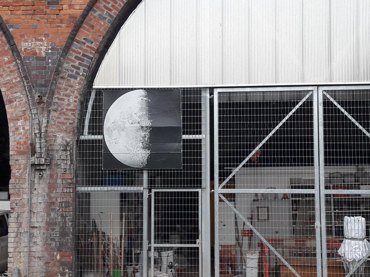 RedhawkL's tweet photo. Moon at first quarter #missingAHW #insertedimages #thehive #worcester #explorethepast https://t.co/cU6jalW9bc