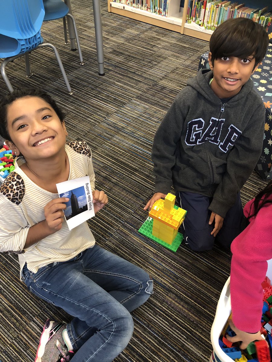 MsSarno93's tweet image. Exploring, creating, building! #CCSD93 @RoyDeShane @RoyDeShaneIC #ExplorersWeek93