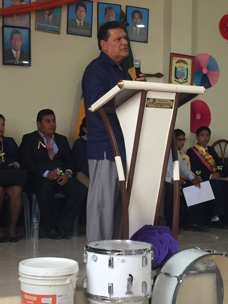 PicoPesantes's tweet photo. Con mucha alegría, compartimos con nuestros estudiantes, docentes y padres de familia de la EEB “Mercedes González de Moscoso” de la parroquia Chanduy. Seguimos trabajando por la Educación.
Vicente Pesantes. https://t.co/LaLTSOfwK9