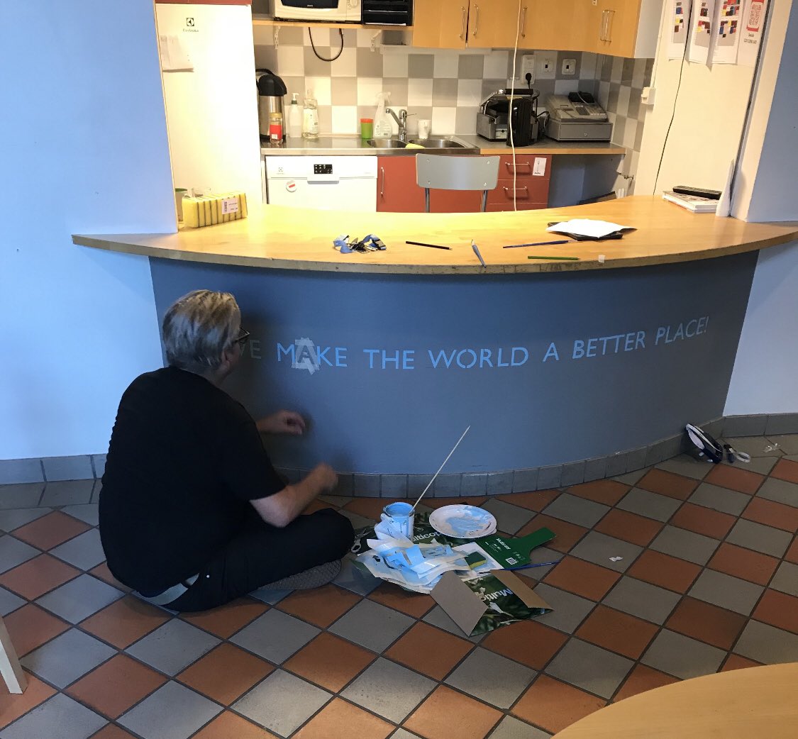 We make the world a better place på fritids 💚🌎👭 @stenkulaskolan <a href="/NiclasJerry/">Jerry Niclas Kihlman Andersson</a>