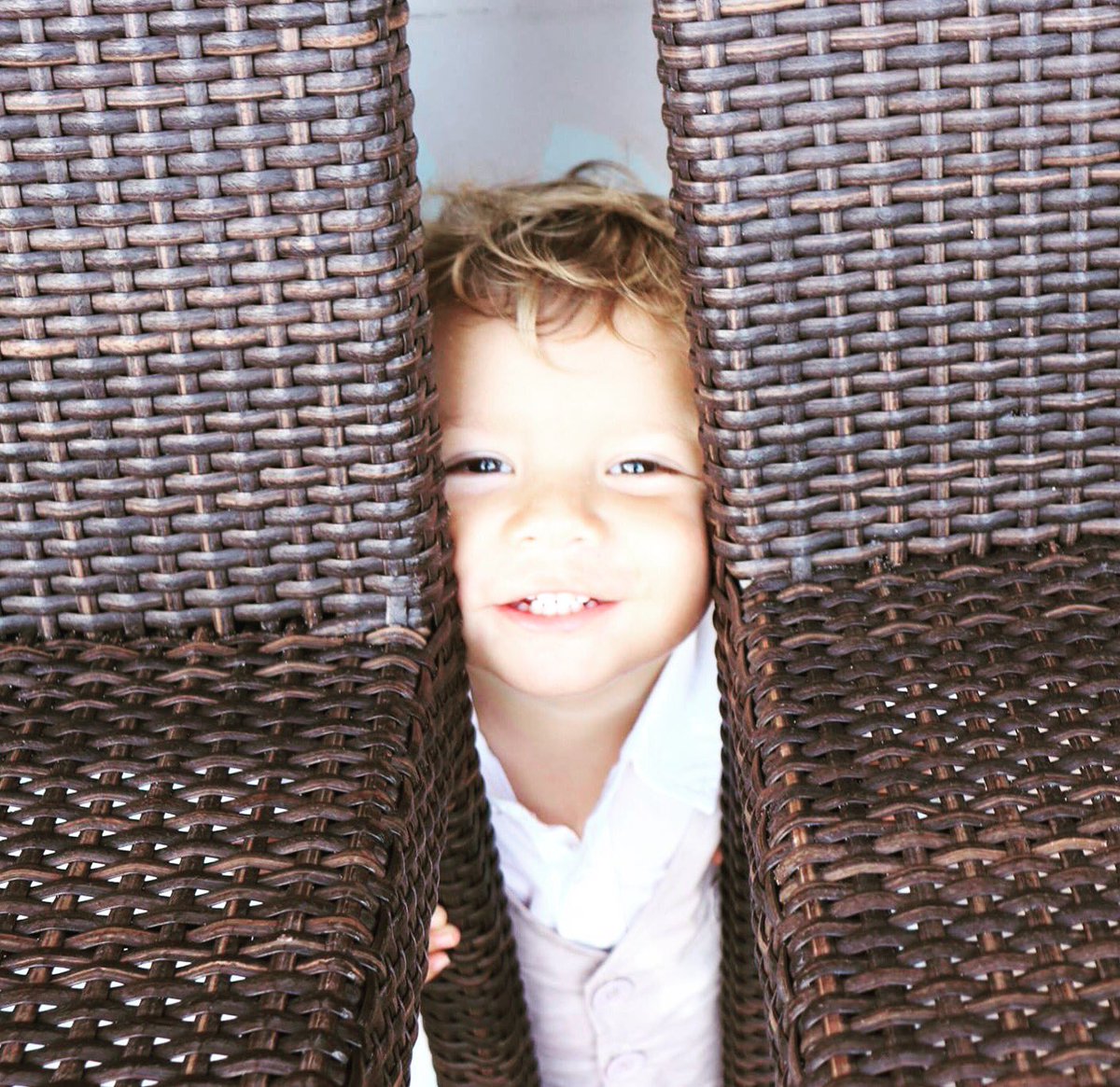 lifeinasecondl1's tweet photo. New blogpost! 

Don’t let this picture fool you 😂
It looks like he’s just a sweet little boy having fun, but in reality it’s not all smiles, sunshine, and rainbow in this house all the time.
Parenting is full of struggles #parentingstruggles 

https://t.co/yWa9OY7iDm https://t.co/4ODJCImHVe