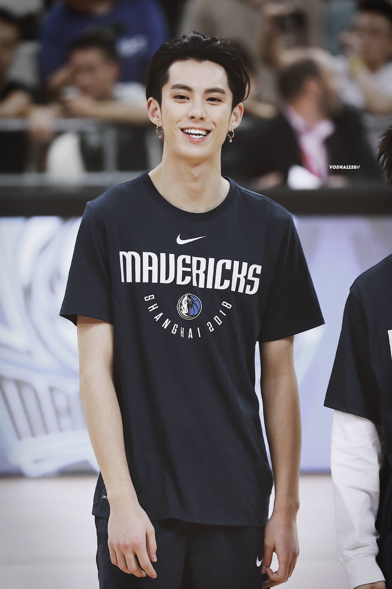 dylan wang pics on X: hi, don't forget to smile :) ↬#DylanWang