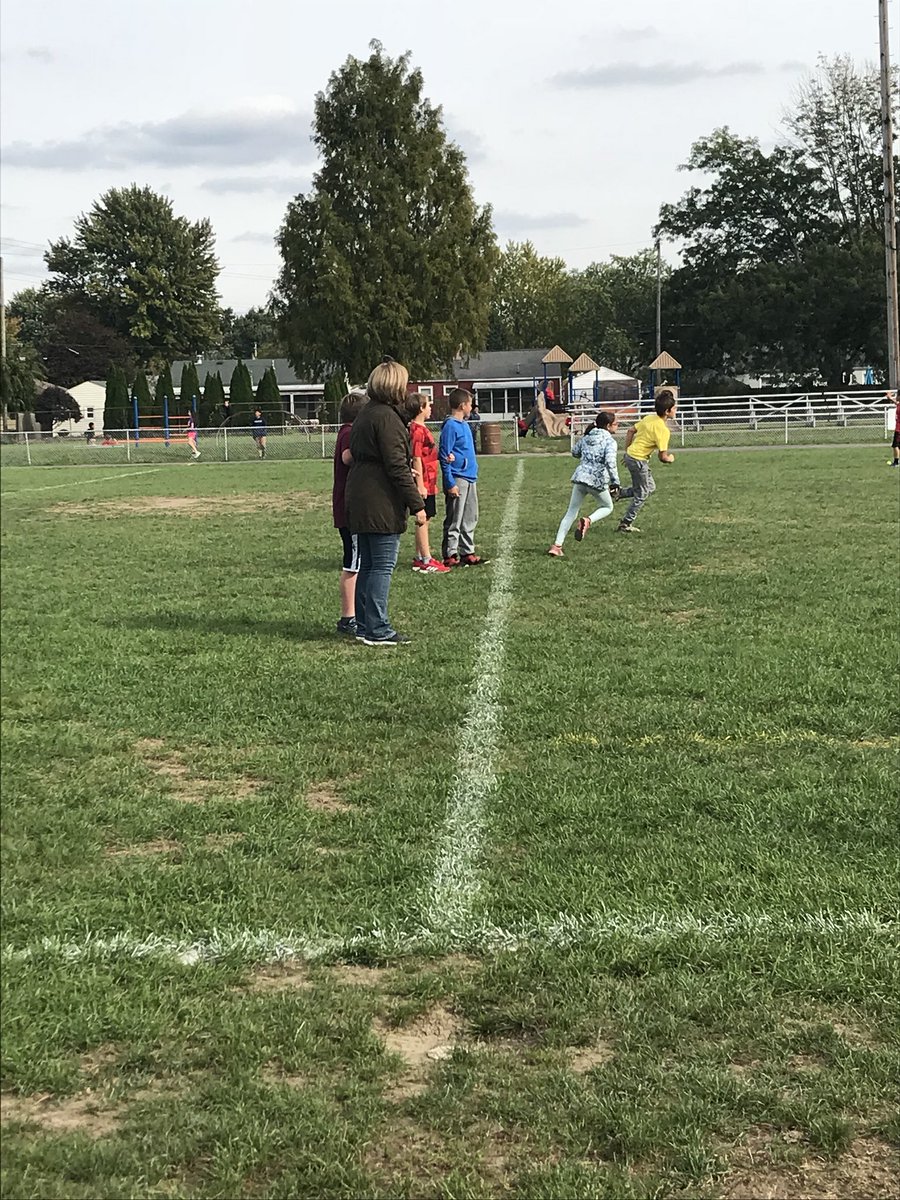 nicole braet tweet media