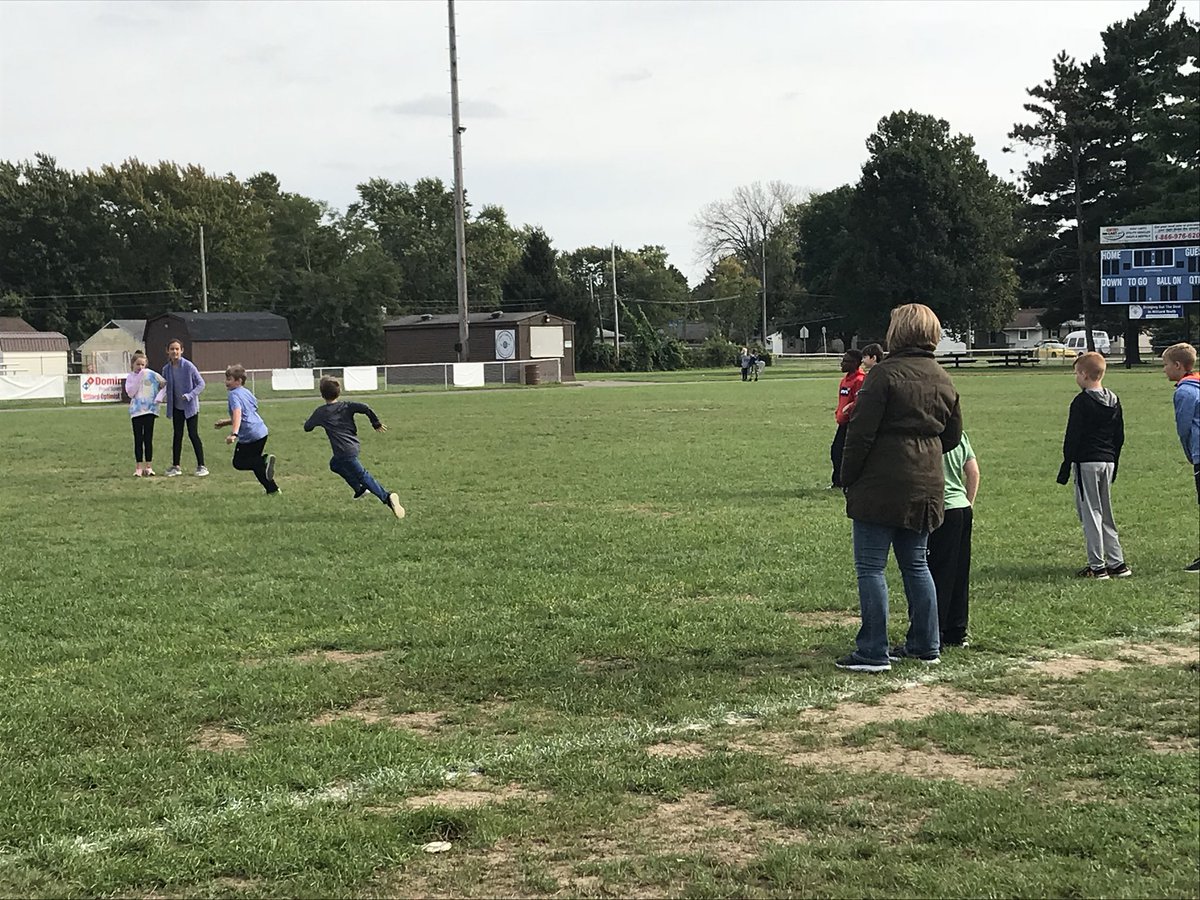 nicole braet tweet media