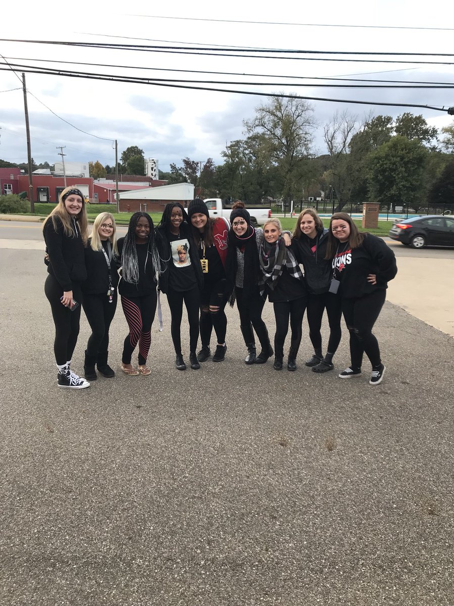 HOMECOMING PARADE‼️‼️‼️‼️🐾🐾🐾🐾
