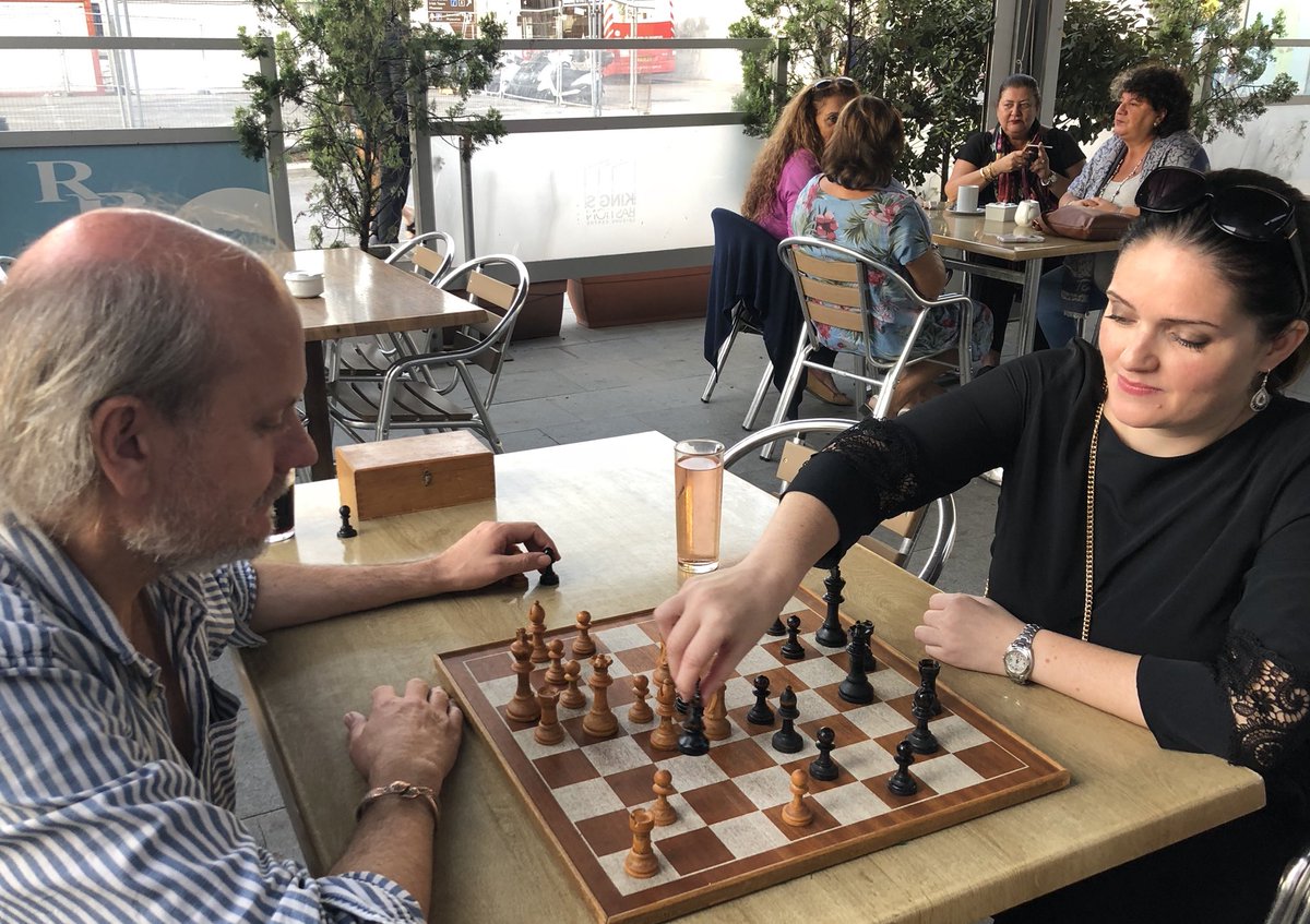 Scotontherock5's tweet image. Played some great chess with my friend @stuthefox earlier! What better way to spend a Friday evening ;-) #ChessAddict