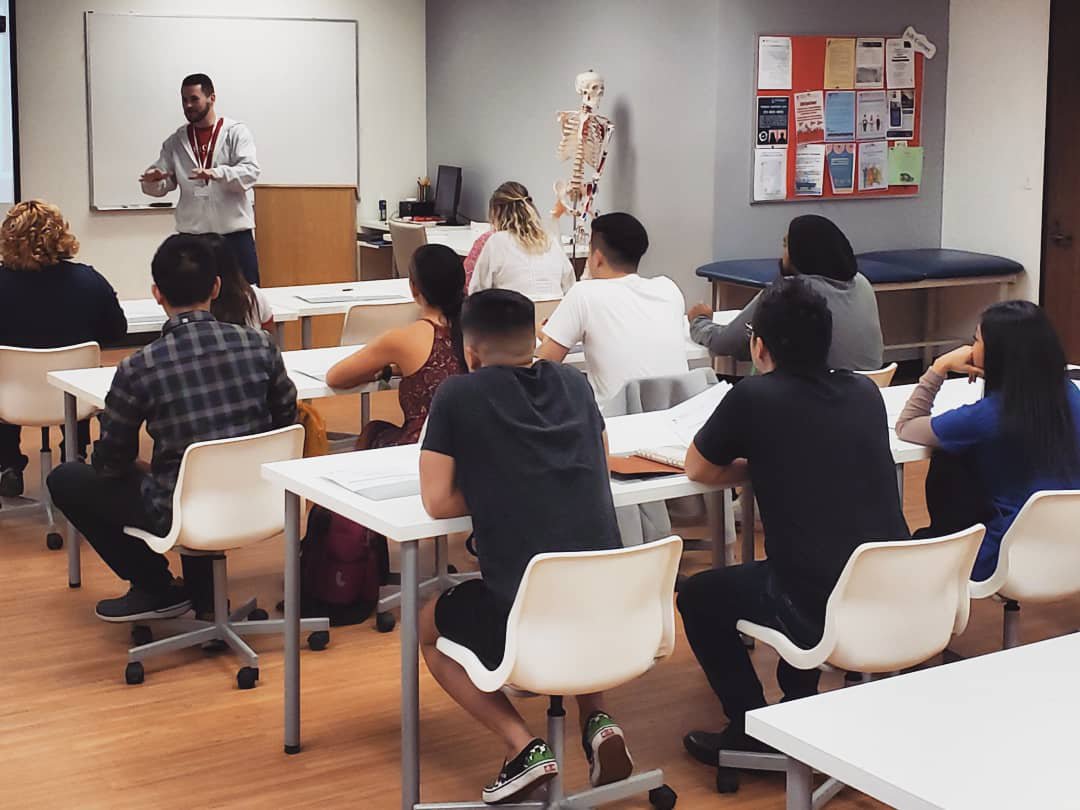 cbdcollege1's tweet photo. As our new OTA Program students finish their first week at CBD College, we flash back to their Orientation just 2 short weeks ago. We are clearly extremely happy to have all of you! https://t.co/bhZsmzHBbA