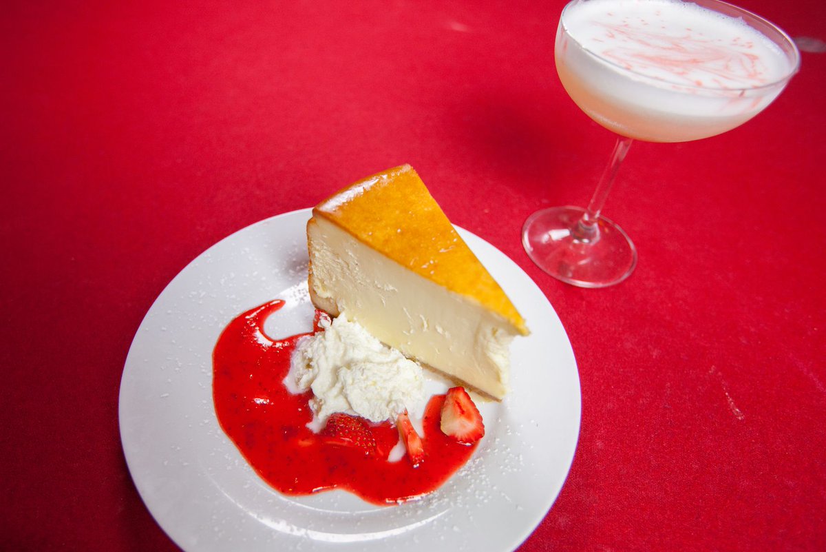 lolasbardc's tweet photo. It's Friday! Treat yourself to a decadent desert and handcrafted cocktail. You've earned it!
#WashingtonDC #LolasBarDC #HillRestaurantGroup #EdibleDC https://t.co/w9jmxfEcTU