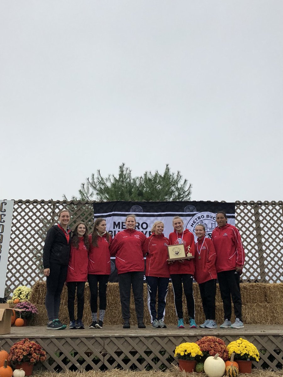 mvsrams's tweet photo. Girls Varsity XC with the WIN! #GoRams #1stplace #MVS https://t.co/A60KAALqqm