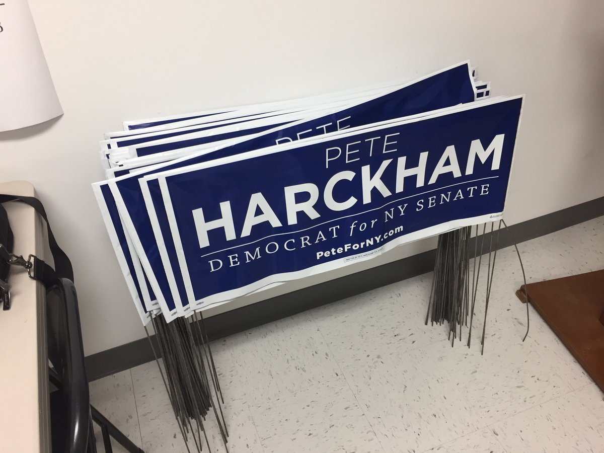 Big new shipment of lawn signs has arrived!  Contact our HQ if you want one for your front yard.  #FlipNY40