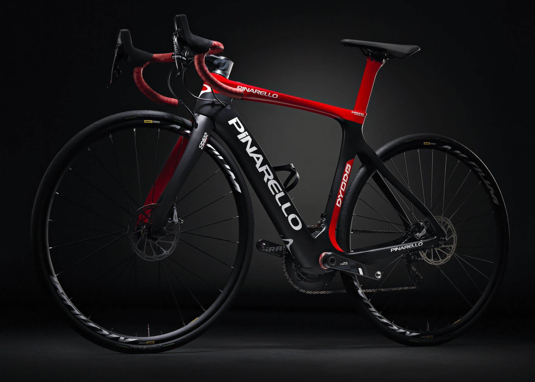 Топ велосипеды для мужчин. Горный велосипед Пинарелло. Велосипед Pinarello карбон. Pinarello g23 красный. Pinarello FCX.