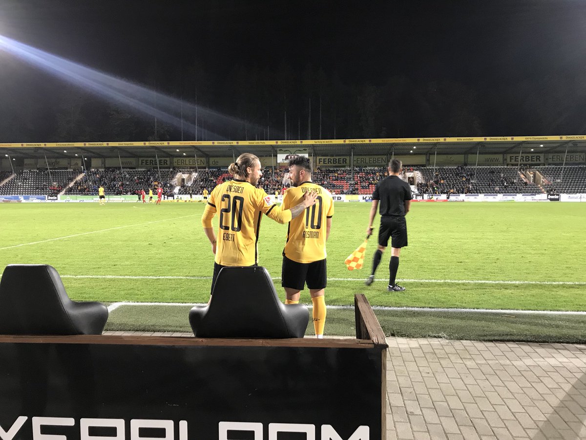 SGD_Liveticker's tweet photo. 75‘ #Aosman und #Ebert jetzt dabei, Platz gemacht haben #Benatelli und #Möschl #SGASGD 1:5 https://t.co/YMahqaElVh