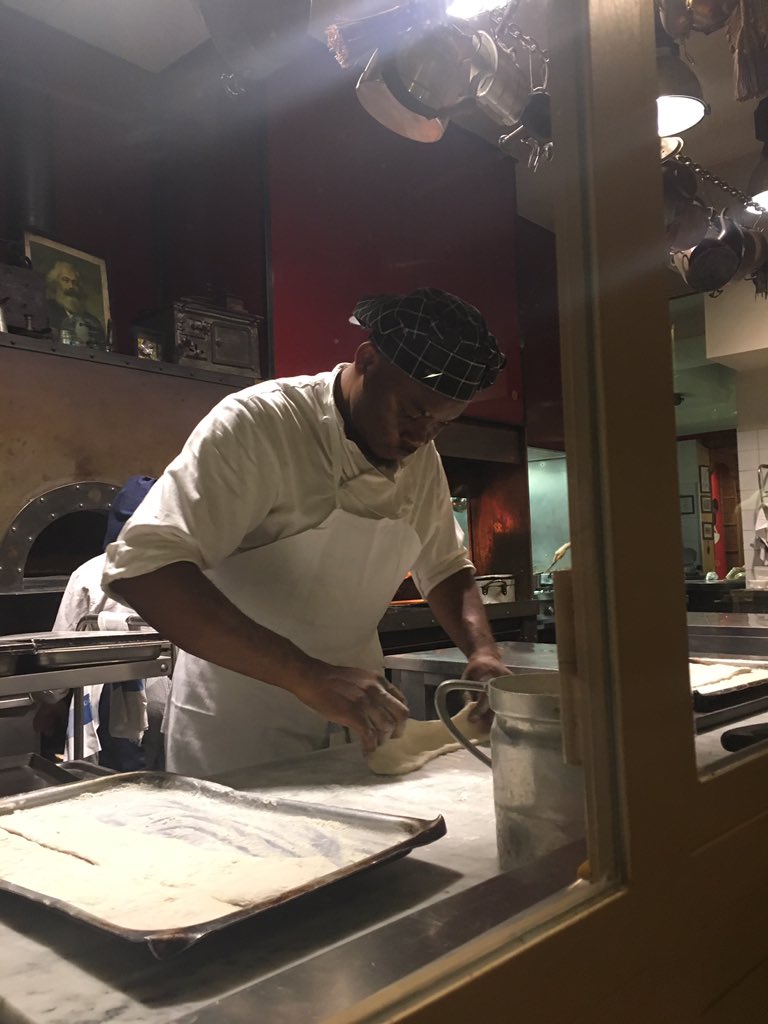 healthythinker's tweet photo. So grateful to be part of tonight’s @teatrodelsale feast & performance by the amazing Maria Cassi. Food presentations are as theatrical as marvelous Maria! #foodasmedicine #goodfood #slowfood #zerokilometer #italyisforfoodies https://t.co/HY2rFRyXiH