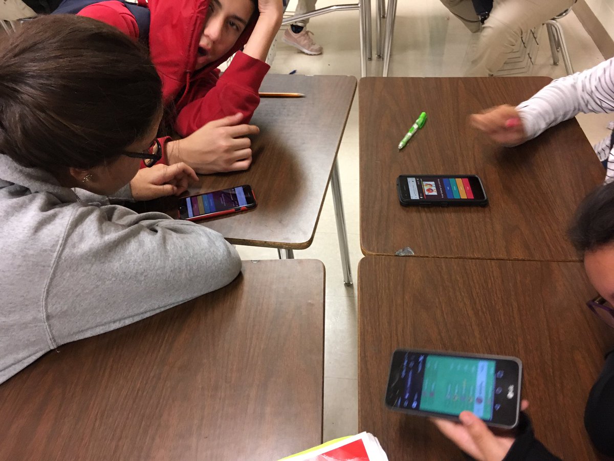 c_uresti's tweet photo. Learning with quizizz while using their phones!! Great way to implement technology and having fun!! https://t.co/zxnXWf3nKZ