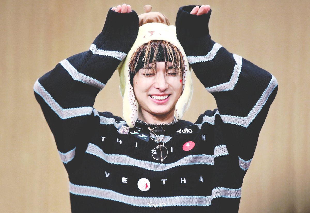 PENTAGONBrasil's tweet photo. [#2YearsWithYuto] 😊 #유토

☆.｡.:* ✨ Cute Yuto Appreciation Post ✨*:.｡.☆ https://t.co/fzSbqsQdkz