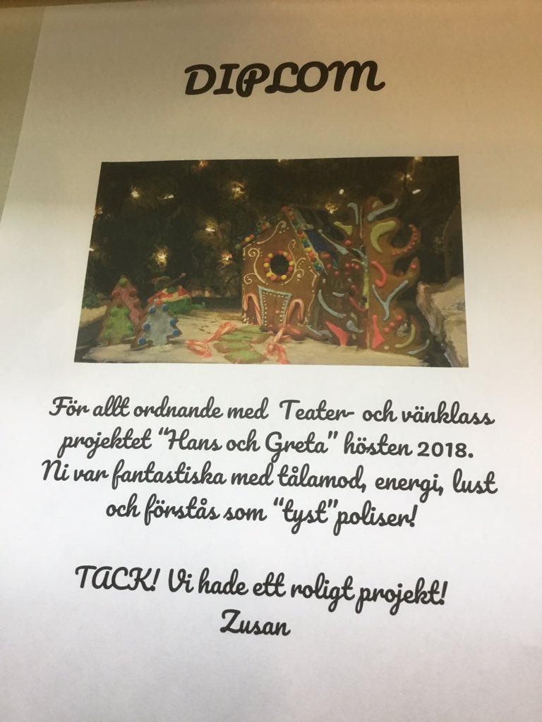 katarinaskolan's tweet photo. Åldersblandade grupper i åk 1 och 4 under ledning av kulturarbetare Zusan Söderström och oss lärare. Hans och Greta -dramatiseringar. https://t.co/KBJpJMJpri