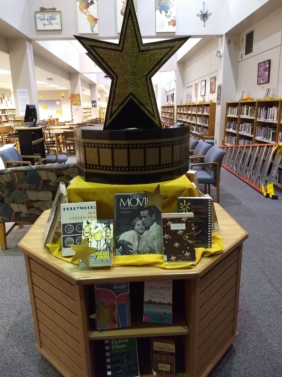 TriadLibrary's tweet photo. THS Library was all dressed up for Homecoming this week! #KnightsCameraAction https://t.co/PbrllbCmMX