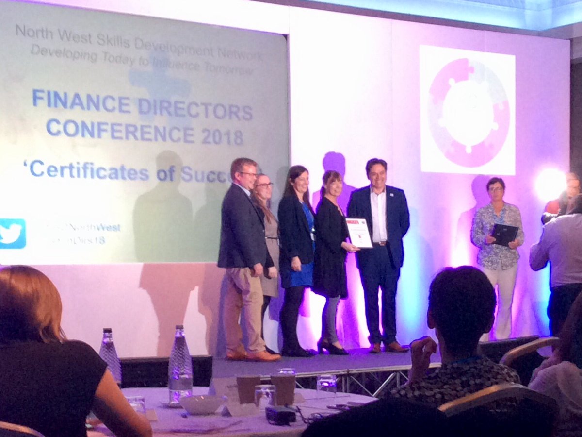 elhtfinance's tweet photo. #FinDirs18 ELHT Finance team being awarded Level 3 Future Focused Finance Accreditation- proud to be part of such a fantastic team @nhsFFF @FSDNorthWest @EastLancsHosp @MaureenDixon3 @jqrw @lottiehenson @RebeccaDxon @mabrown10001 https://t.co/NgMWSbc0U8