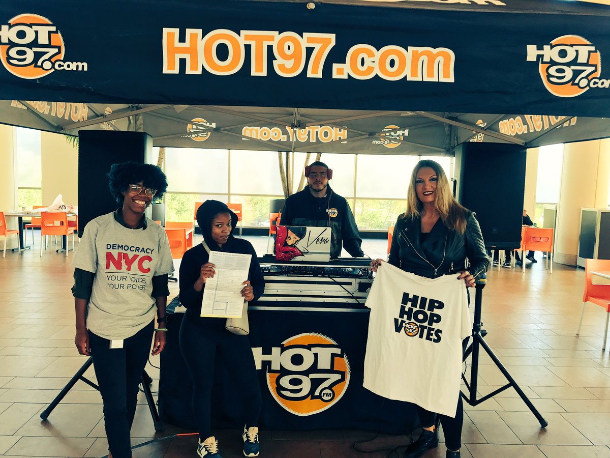 LisaEvers's tweet photo. It's going down now! #hiphopvotes @NYCVotes #democracynow  Come out now Bay Plaza Mall 200 Baychester Ave BX by Co-op City until 4p @thedjvera @HRRadiolady @MiabelleNYC @lorealluchi #hot97 @HOT97 https://t.co/1SjBpq43mu