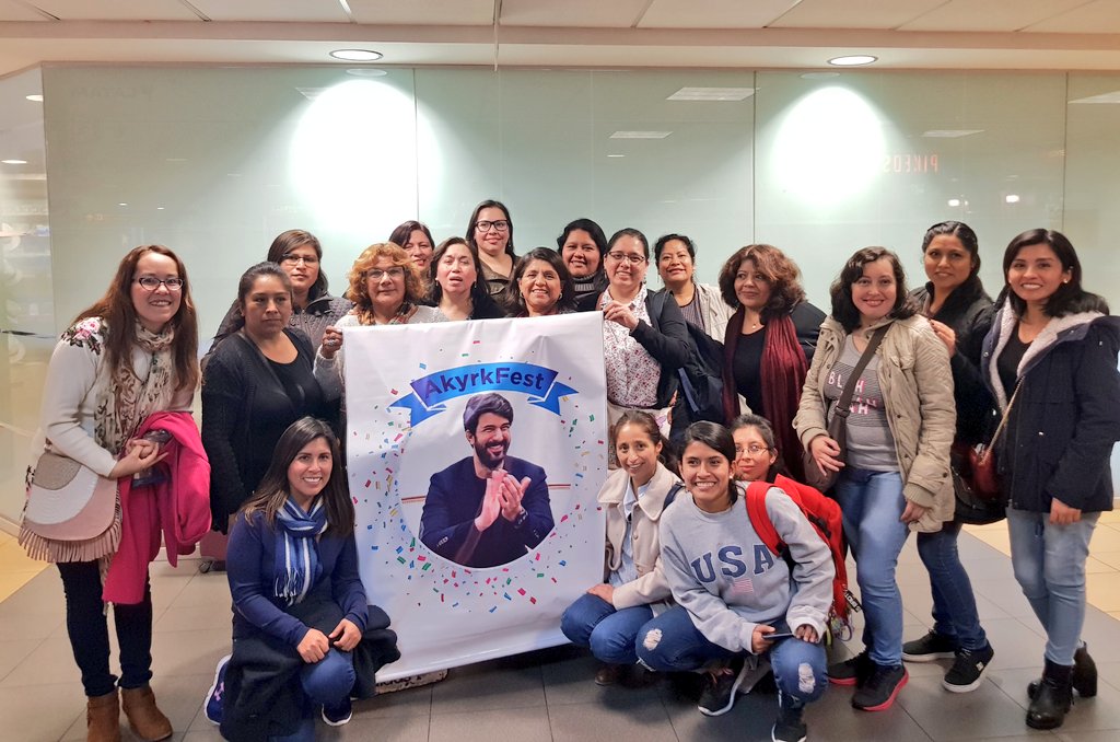 Diana_EAF's tweet photo. Feliz cumpleaños #EnginAkyürek 🤗🎂 Peru seni seviyor! 🇵🇪💖🧔
#BirthdayEnginAkyurek 
#AkyrkFest
#LegiónAkyürekPerú https://t.co/zGPd3FNQTX