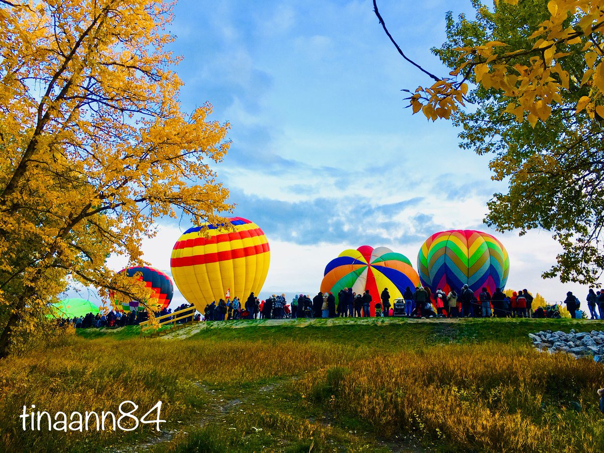 HIIBF's tweet photo. Thank you @Tinaann84 for this colourful photo!
#doyyc
#calgary
#highriver
#ourhighriver
#explorealberta
#travelalberta
#cgybuzz
#experiencehighriver
#hiibf https://t.co/G26L6Ssqiw