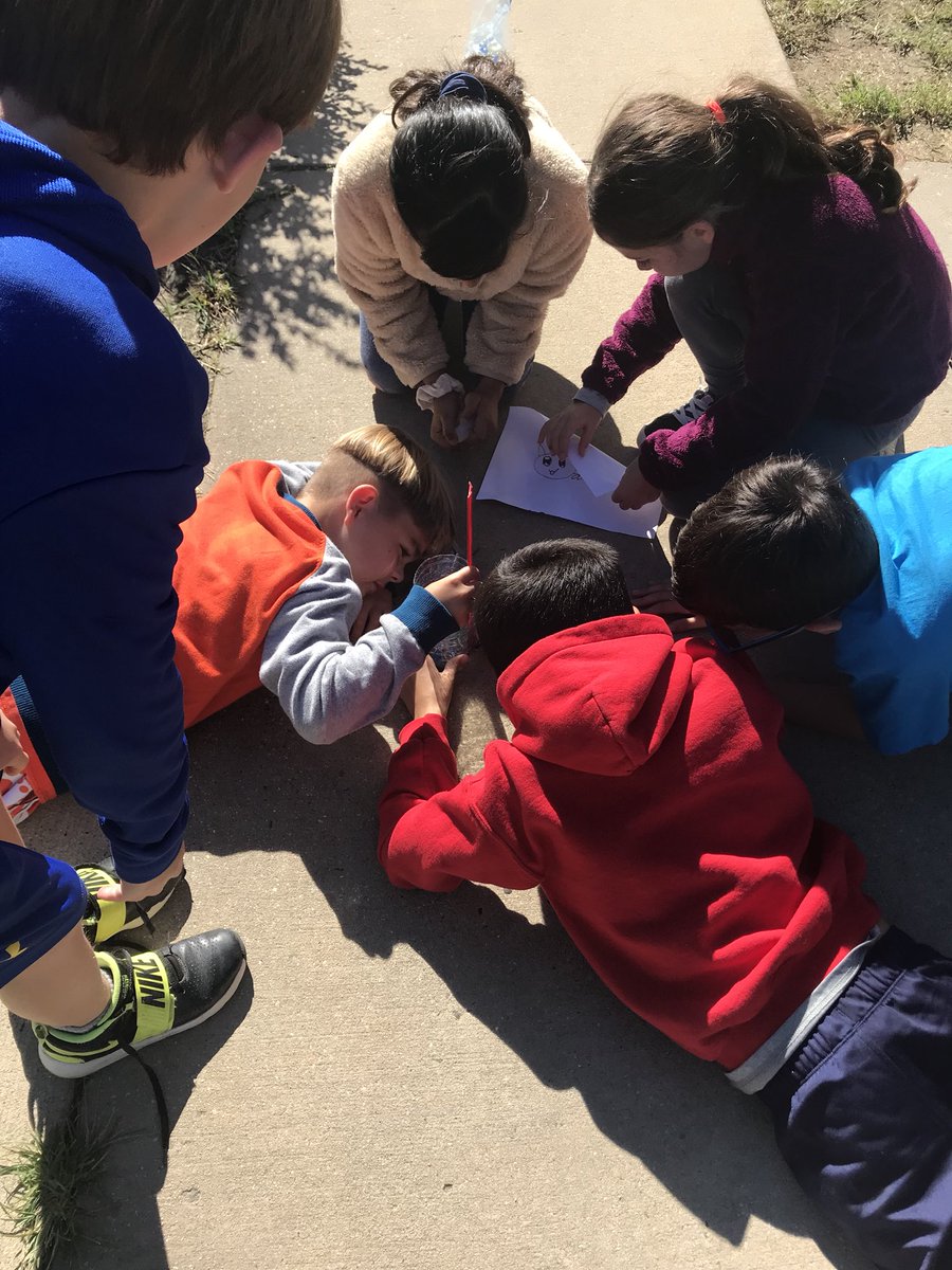 MsJohnson4th's tweet image. 4th graders making rain gauges for our unit on weather! ☀️⛈❄️