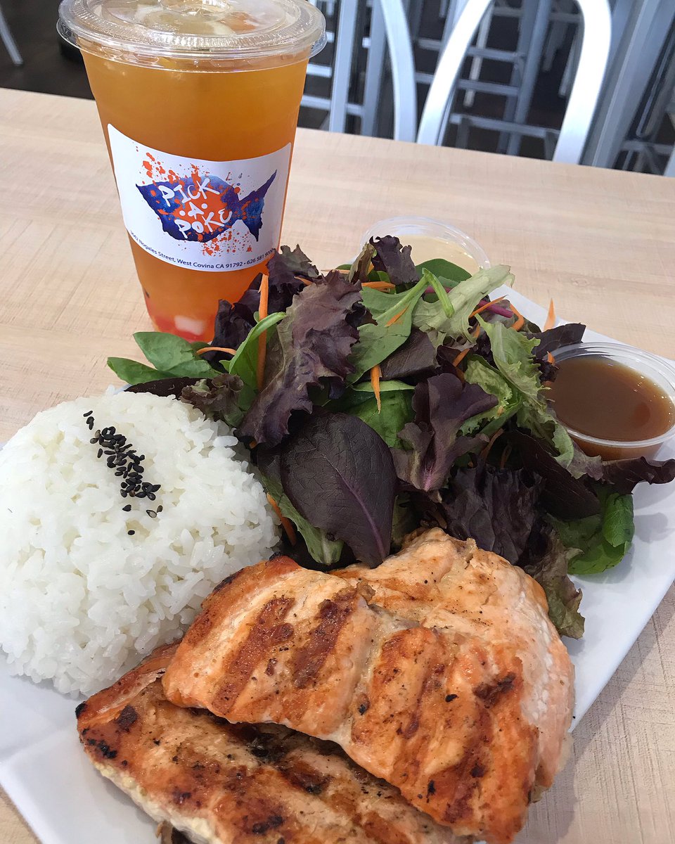 PickAPoke's tweet image. 1/2 off any specialty drink Thursdays &amp;amp; Friday’s w/any meal purchase! ✨