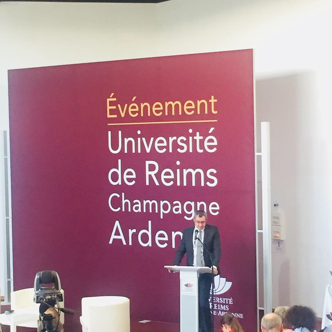 ESIReims's tweet photo. Très belle rentrée solennelle de l’Universite de Reims! Mise à l’honneur de nos étudiants pour leur projet Ice Box , merci à Mathieu , Corentin et Benjamin. @universitereims @GuillaumeGelle https://t.co/jV5zCZQ7c9