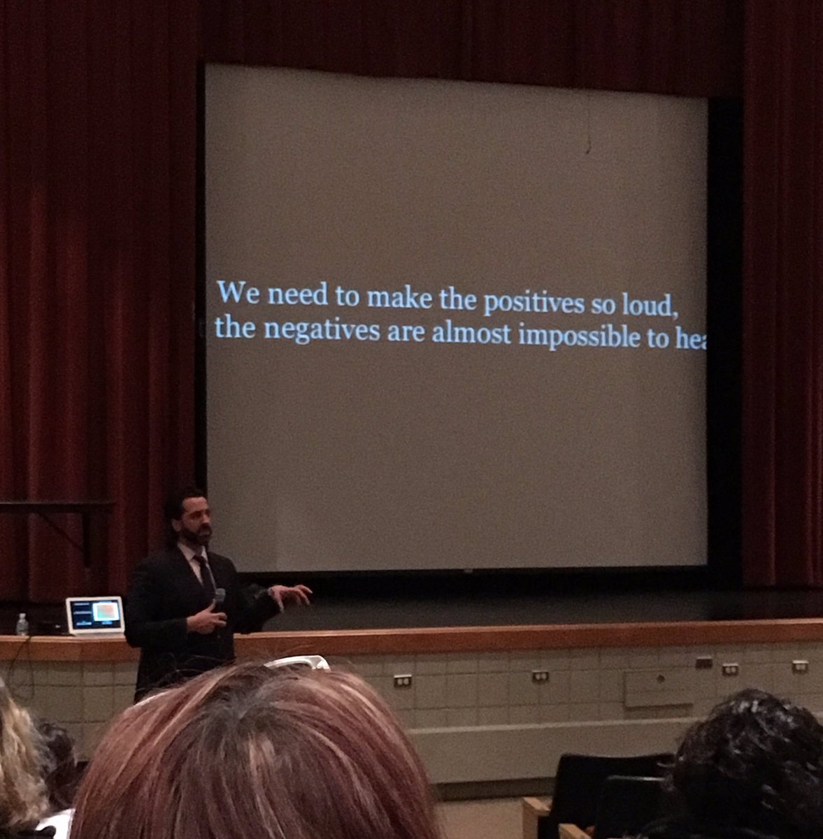 MsPattersonHC's tweet image. Great afternoon with George Couros! @gcouros #innovatorsmindset #studentdriven #wdppride