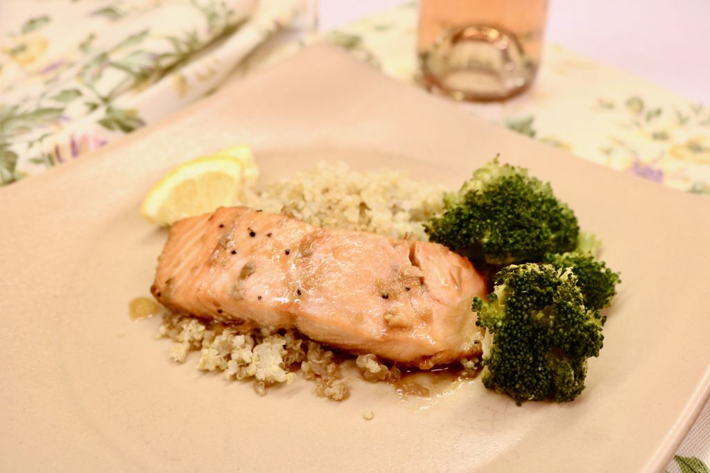 TLHMarket's tweet image. Stay In, Eat Out! Enjoy our Maple-Glazed Salmon Gourmet Dinner To-Go and a glass of Rosé right at home! #LighthouseMade