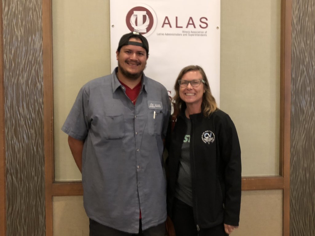 Board President <a href="/JoMedinaAlegria/">Jo Alegria</a> with <a href="/EmSTEAM_Music/">EmeraldMusicRocks</a> <a href="/EmeraldASB/">EmSTEAM ASB</a> <a href="/AmandaSilvaCV/">Amanda Silva</a> rocking at the #ALASSUMMIT2018