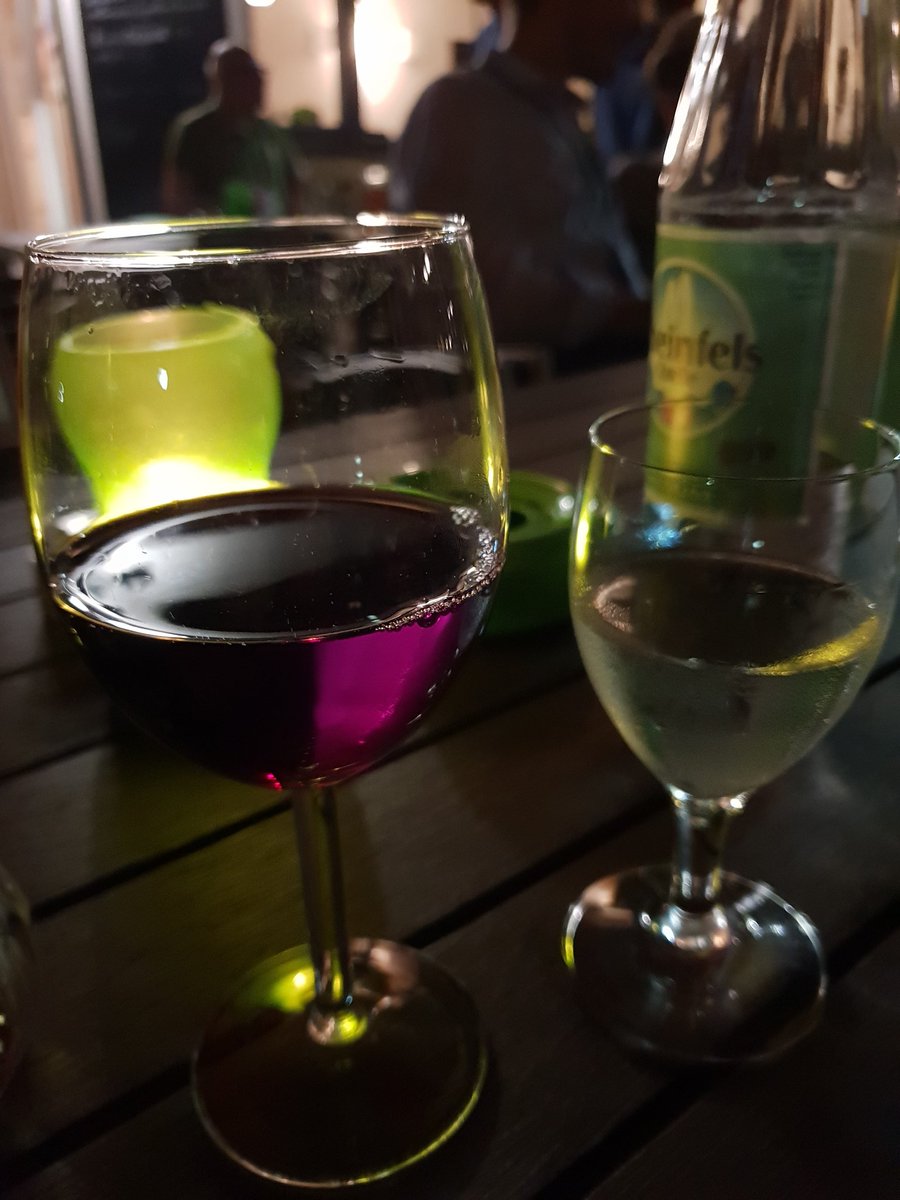 klassenkrempel's tweet image. #echat18 Schön hier😊 @MaurerStef @belden_trixi