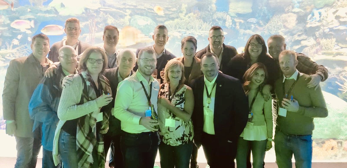 TaliaS_TD's tweet photo. Feeling very excited about the future and extremely grateful to work amongst such incredible leaders! #FutureReady #ImReady #WeGotThis #IncrediblePlaceToWork #TD @AndrewP_TD @TaraLynnH_TD @Nathalie_TD @TD_Canada https://t.co/Ccm8GWQWSA
